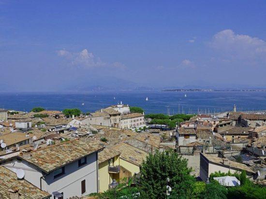 Blick auf das Stadtzentrum von Desenzano